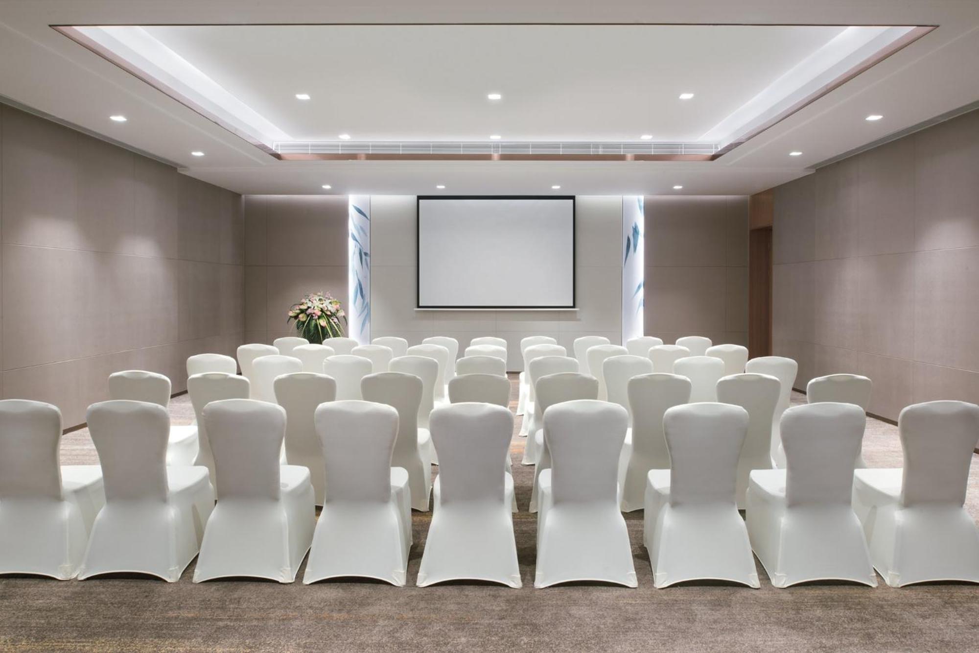Crowne Plaza Hangzhou Qiantang - The Subway Can Reach The West Lake Scenic Area As Well As The Airport And High-Speed Rail Station, Adjacent To Jinsha Lake And Longfor Paradise Walk Extérieur photo